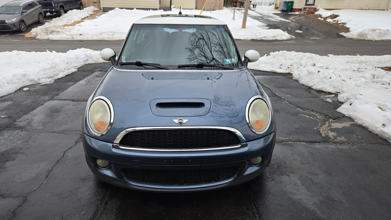 2010 Mini Mini Cooper S 1st Gen - Image 3 of 19