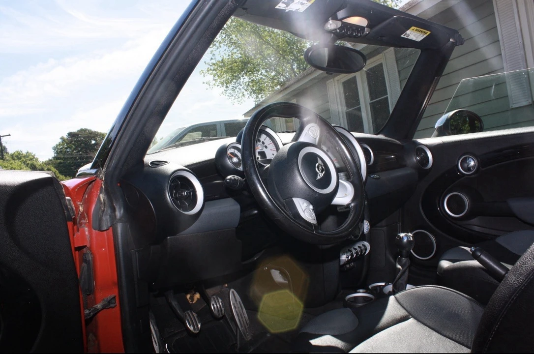 2010 Mini Mini 2nd Gen - Image 17 of 20