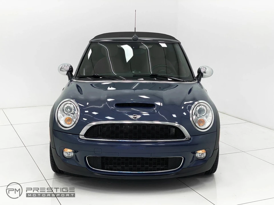 2010 Mini Mini 2nd Gen - Image 2 of 31