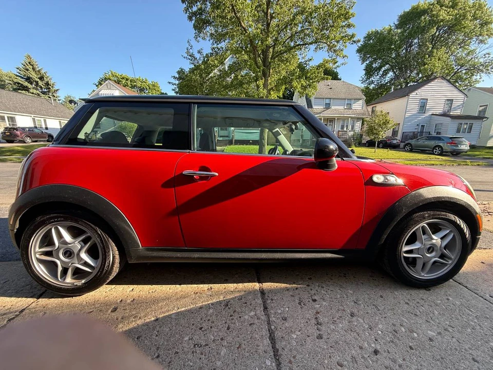 2010 Mini Mini 2nd Gen - Image 6 of 15