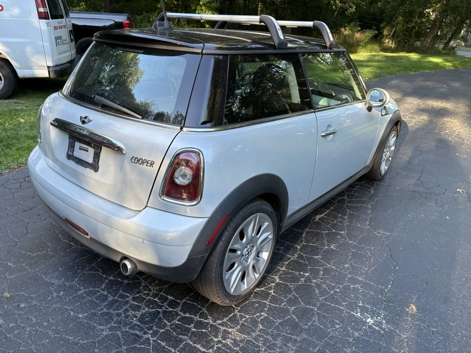 2010 Mini Mini 2nd Gen - Image 5 of 20