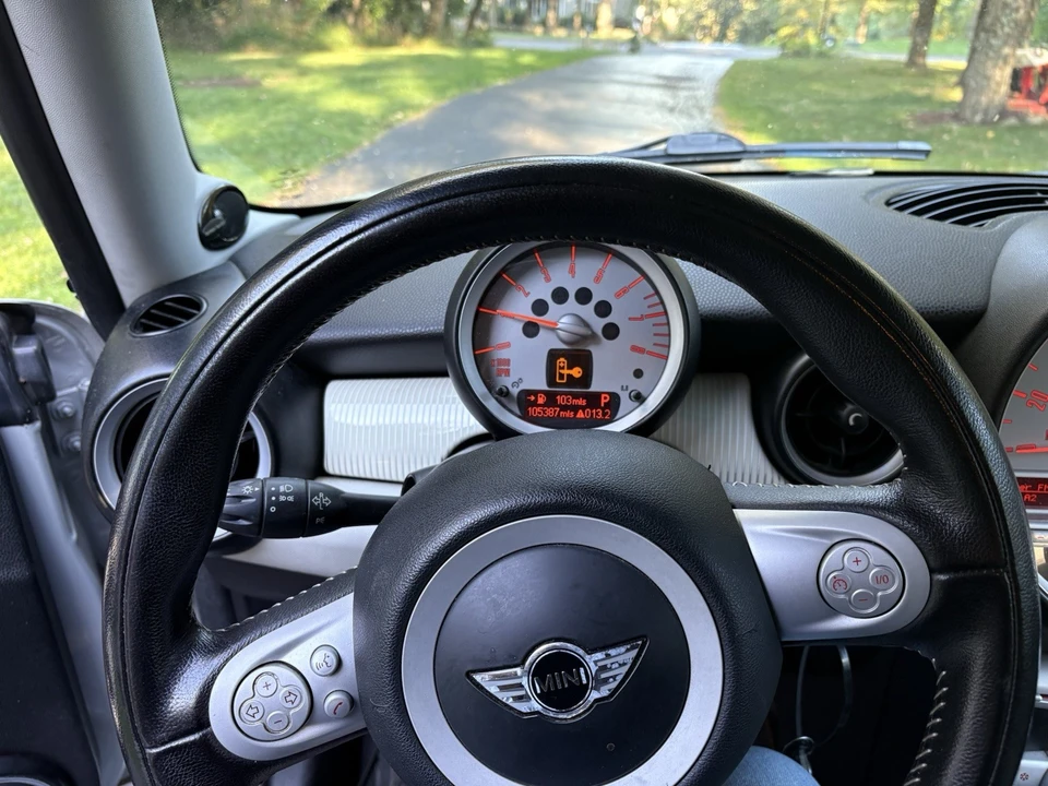 2010 Mini Mini 2nd Gen - Image 12 of 20