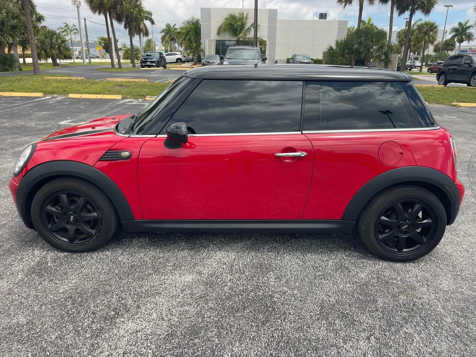 2010 Mini Mini 2nd Gen - Image 7 of 31