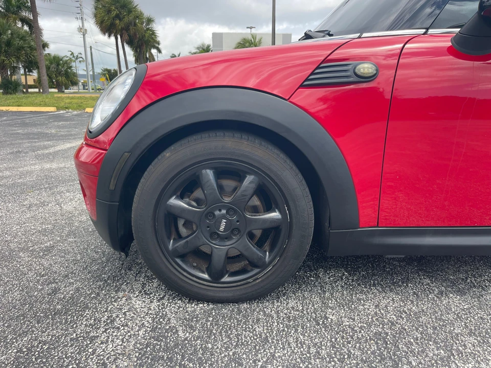 2010 Mini Mini 2nd Gen - Image 13 of 31