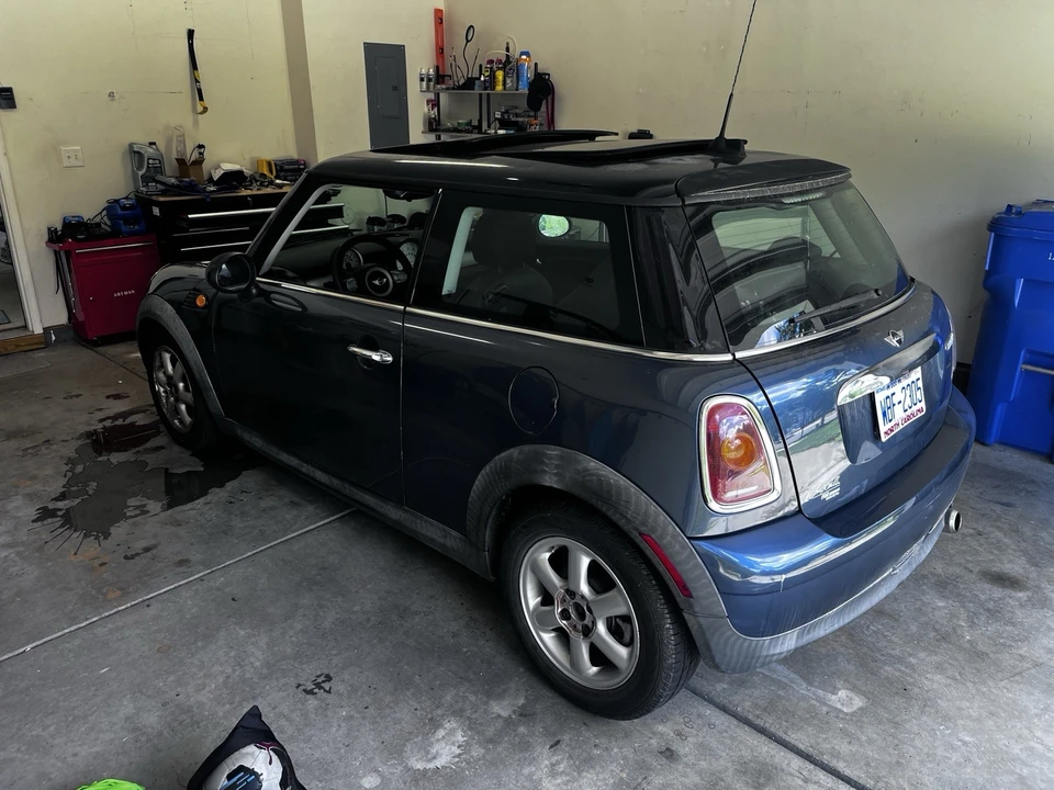 2010 Mini Mini 2nd Gen - Image 4 of 5