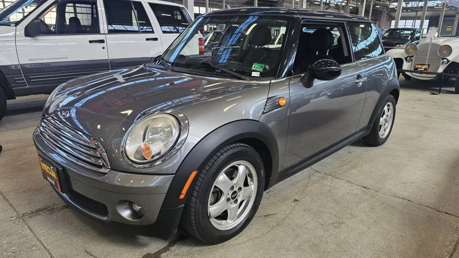 2010 Mini Mini 2nd Gen - Image 5 of 15