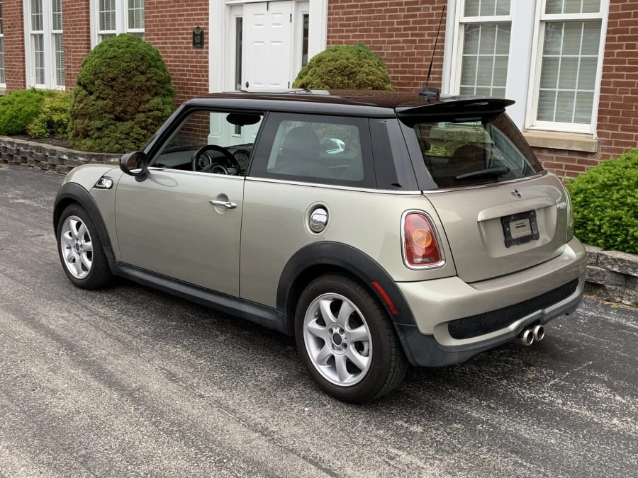 2010 Mini Mini 2nd Gen - Image 3 of 7