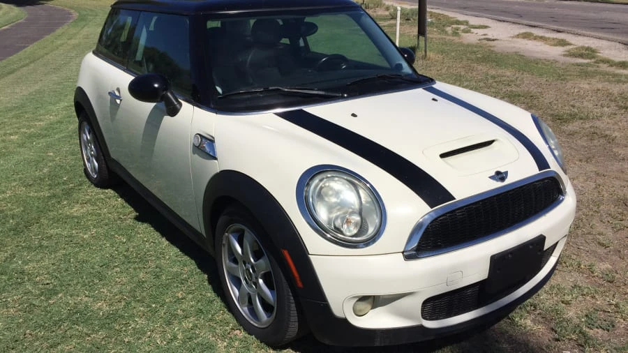 2010 Mini Mini 2nd Gen - Image 9 of 9