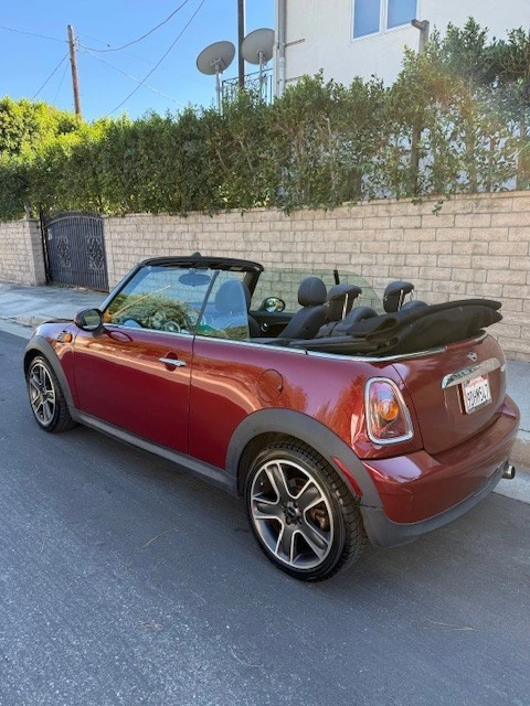 2010 Mini Mini 2nd Gen - Image 2 of 9