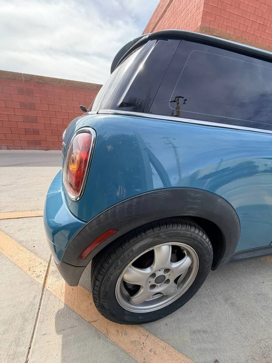 2010 Mini Mini 2nd Gen - Image 3 of 8