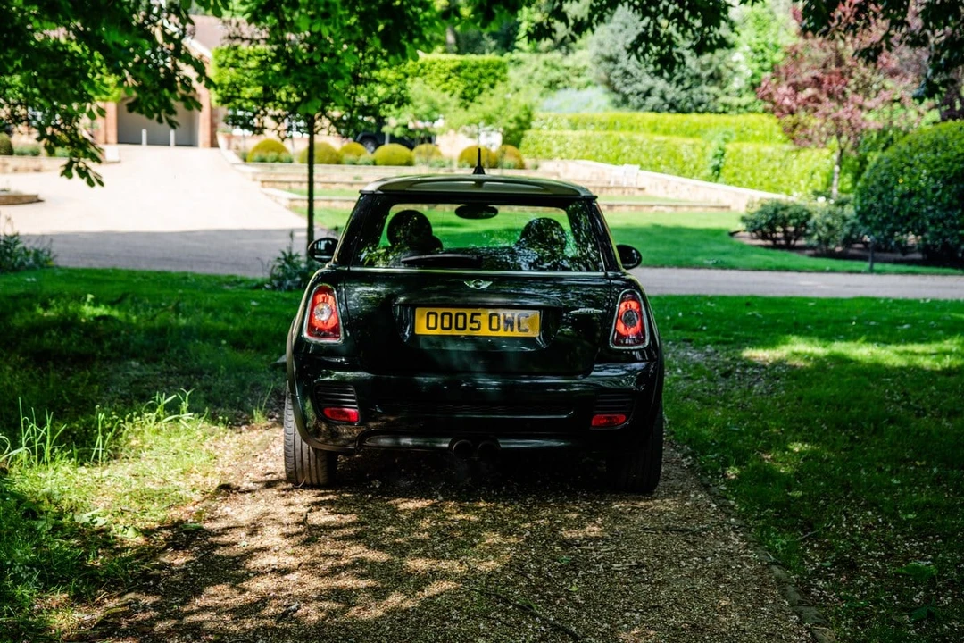 2010 Mini Mini John Cooper Works 2nd Gen - Image 9 of 30