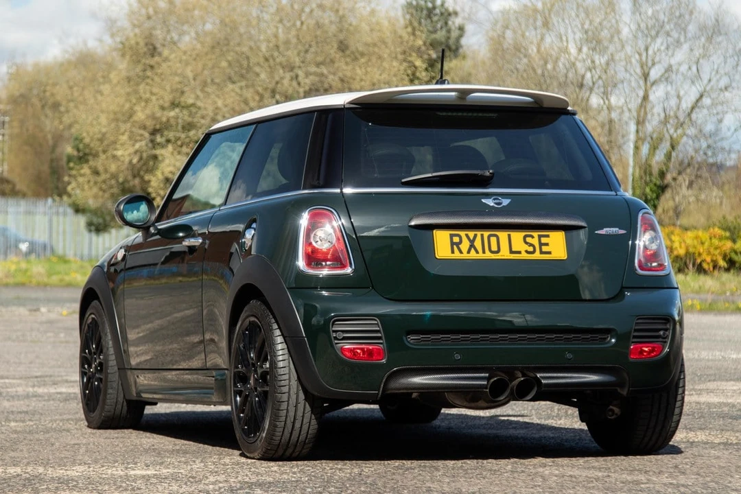 2010 Mini Mini John Cooper Works 2nd Gen - Image 7 of 30