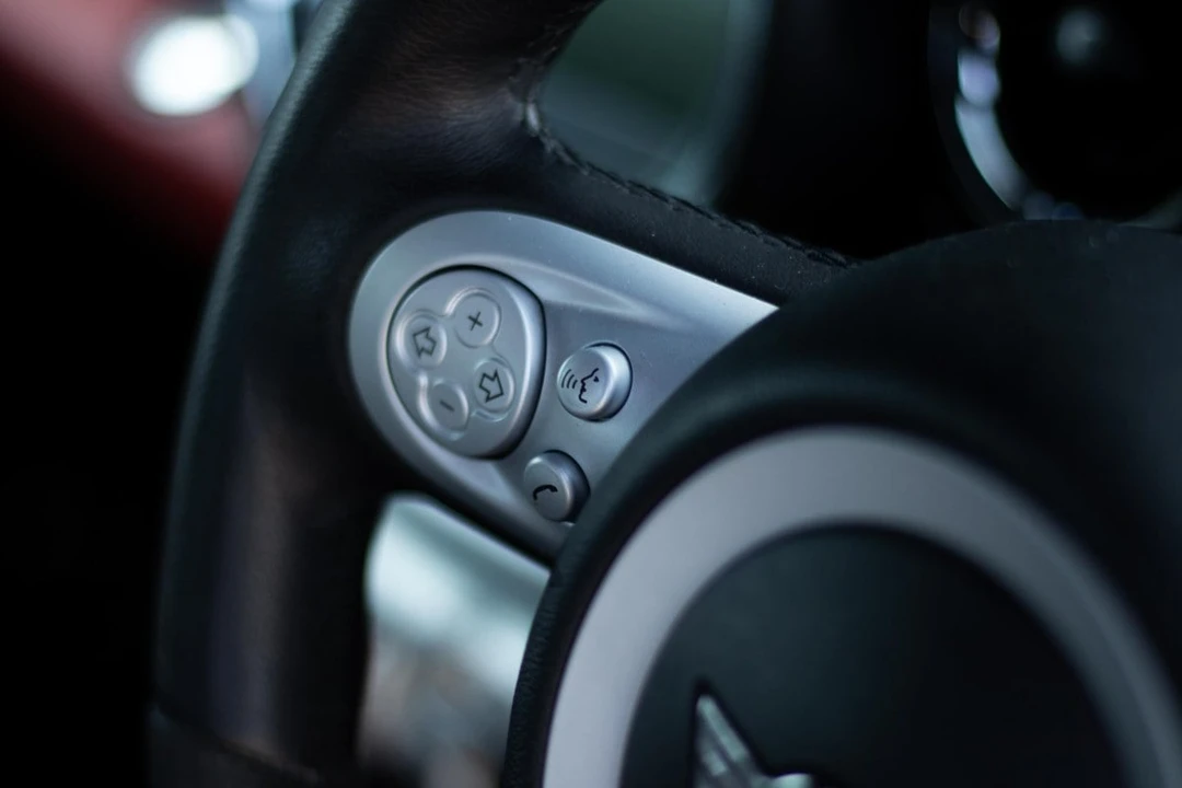 2010 Mini Mini John Cooper Works 2nd Gen - Image 24 of 30