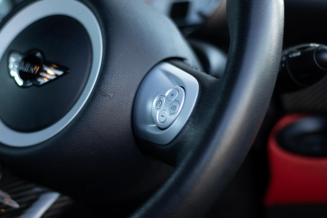 2010 Mini Mini John Cooper Works 2nd Gen - Image 25 of 30