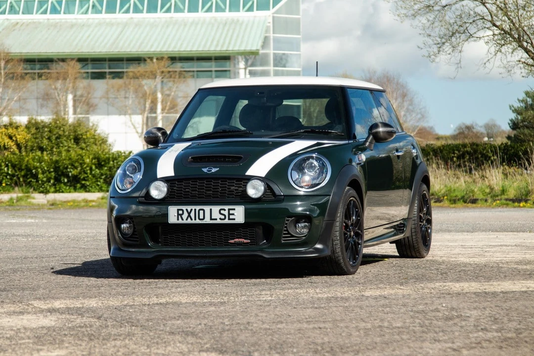 2010 Mini Mini John Cooper Works 2nd Gen - Image 8 of 30