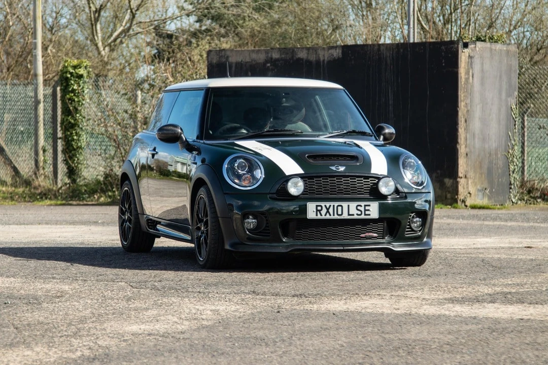 2010 Mini Mini John Cooper Works 2nd Gen - Image 9 of 30
