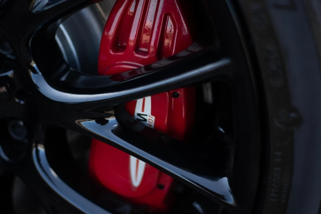2010 Mini Mini John Cooper Works 2nd Gen - Image 10 of 30