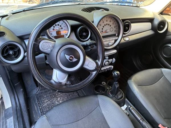 2010 Mini Mini 2nd Gen - Image 2 of 6