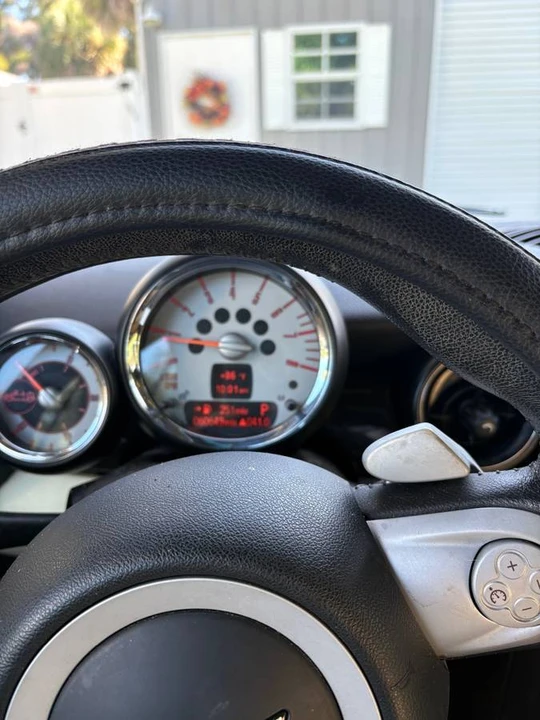 2010 Mini Mini 2nd Gen - Image 12 of 12