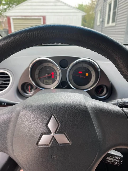 2010 Mitsubishi Eclipse 4th Gen - Image 3 of 5