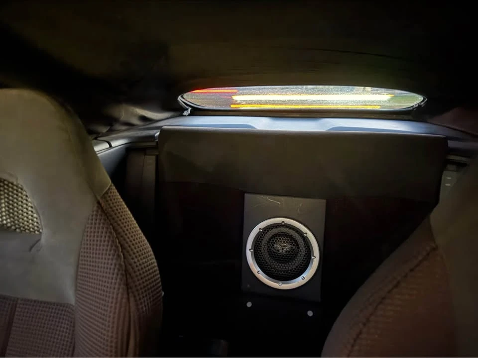 2010 Mitsubishi Eclipse 4th Gen - Image 4 of 20