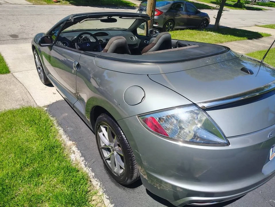 2010 Mitsubishi Eclipse 4th Gen - Image 6 of 11