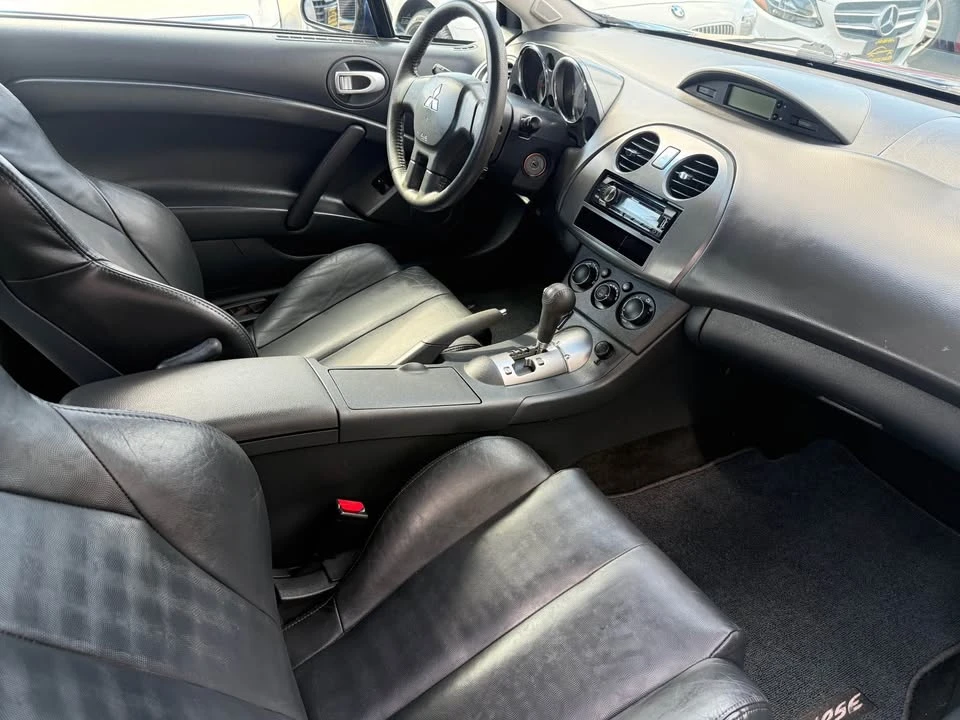 2010 Mitsubishi Eclipse 4th Gen - Image 13 of 17