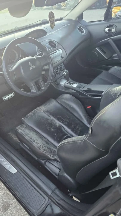 2010 Mitsubishi Eclipse 4th Gen - Image 7 of 11
