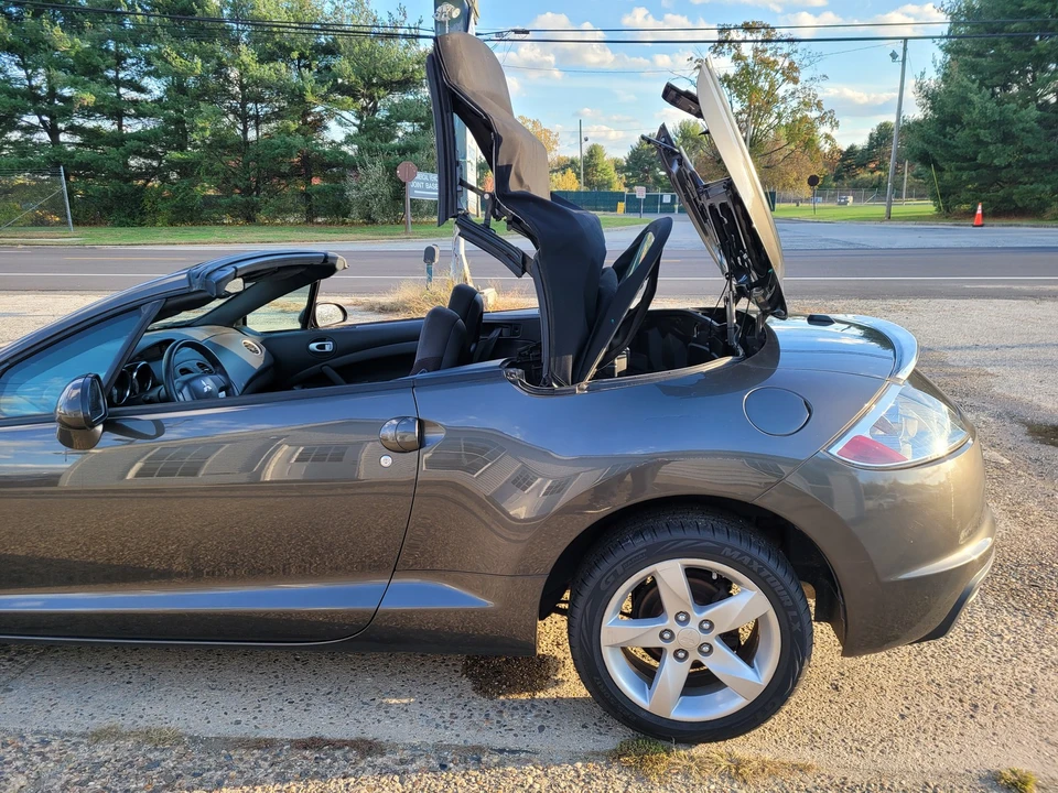 2010 Mitsubishi Eclipse 4th Gen - Image 17 of 31