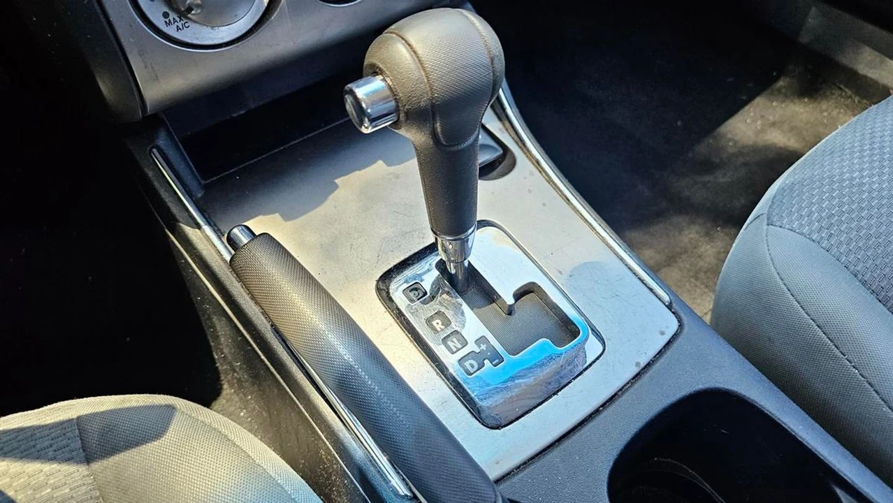 2010 Mitsubishi Galant 9th Gen - Image 23 of 28