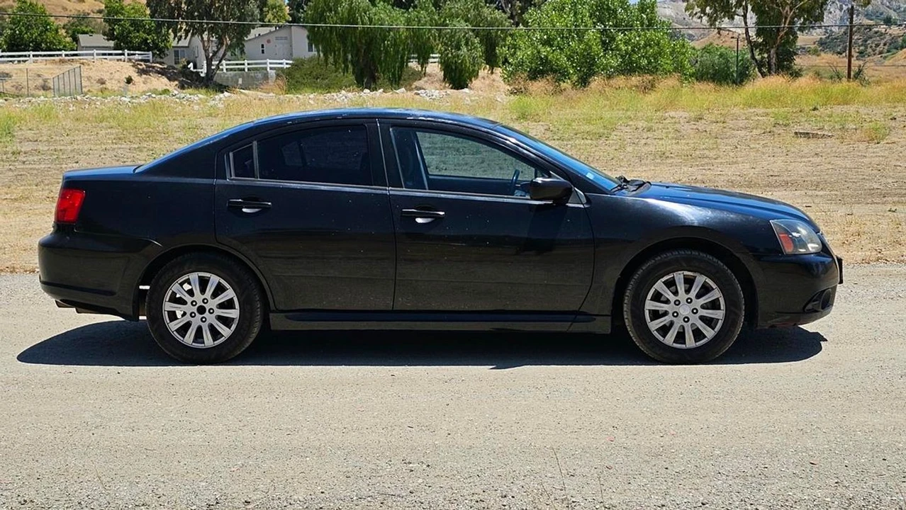 2010 Mitsubishi Galant 9th Gen - Image 13 of 28