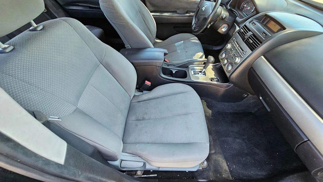2010 Mitsubishi Galant 9th Gen - Image 15 of 28