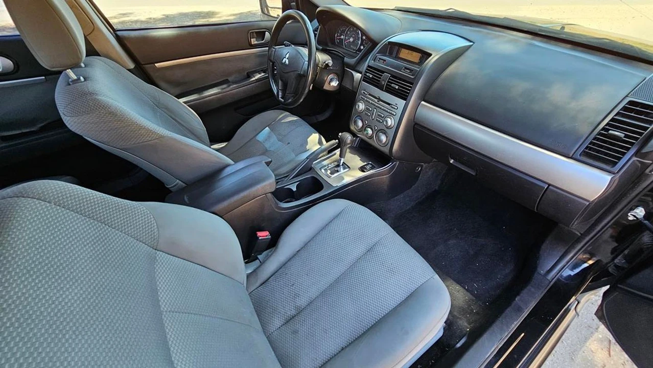2010 Mitsubishi Galant 9th Gen - Image 10 of 28