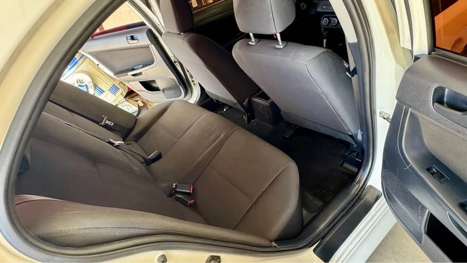 2010 Mitsubishi Lancer 9th Gen - Image 8 of 10