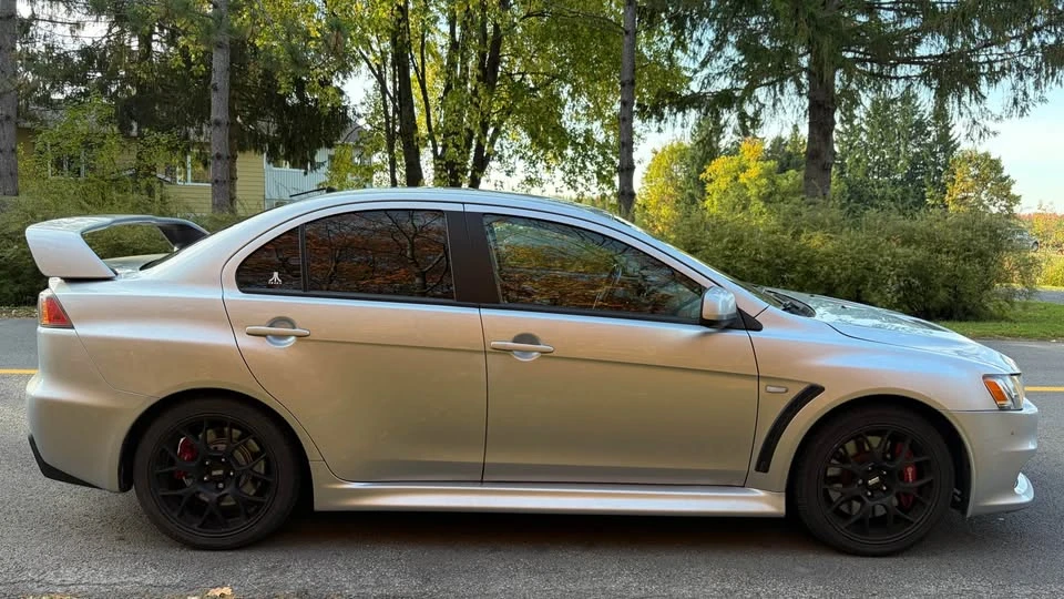 2010 Mitsubishi Lancer - Image 4 of 8