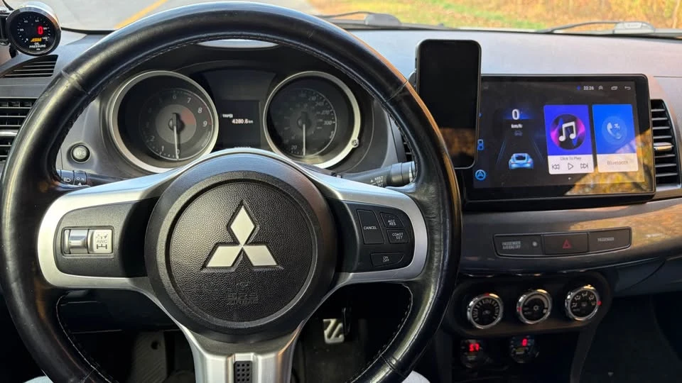 2010 Mitsubishi Lancer - Image 8 of 8