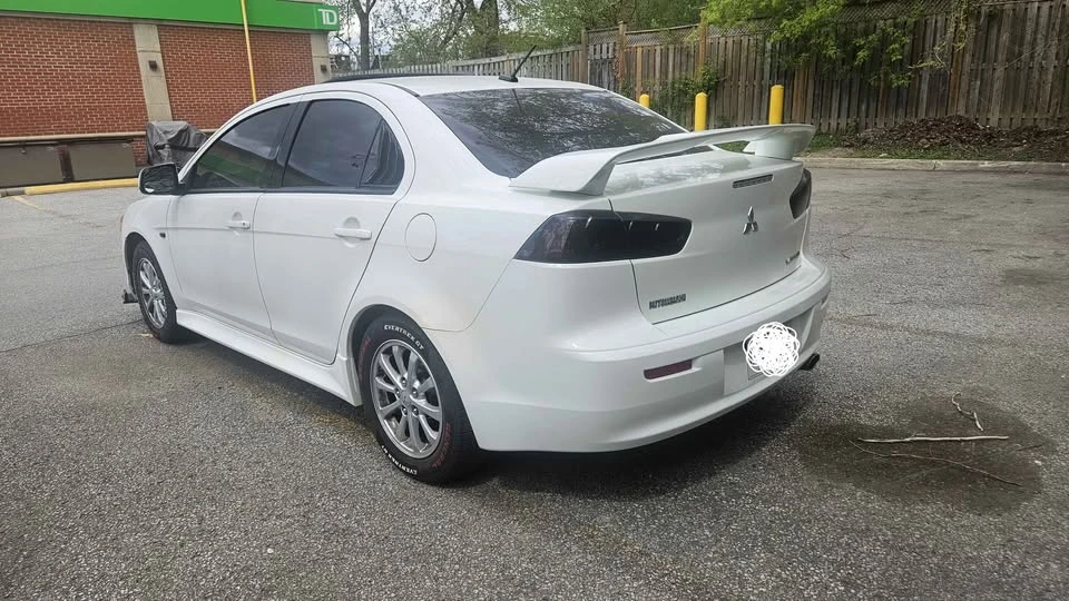 2010 Mitsubishi Lancer - Image 6 of 13