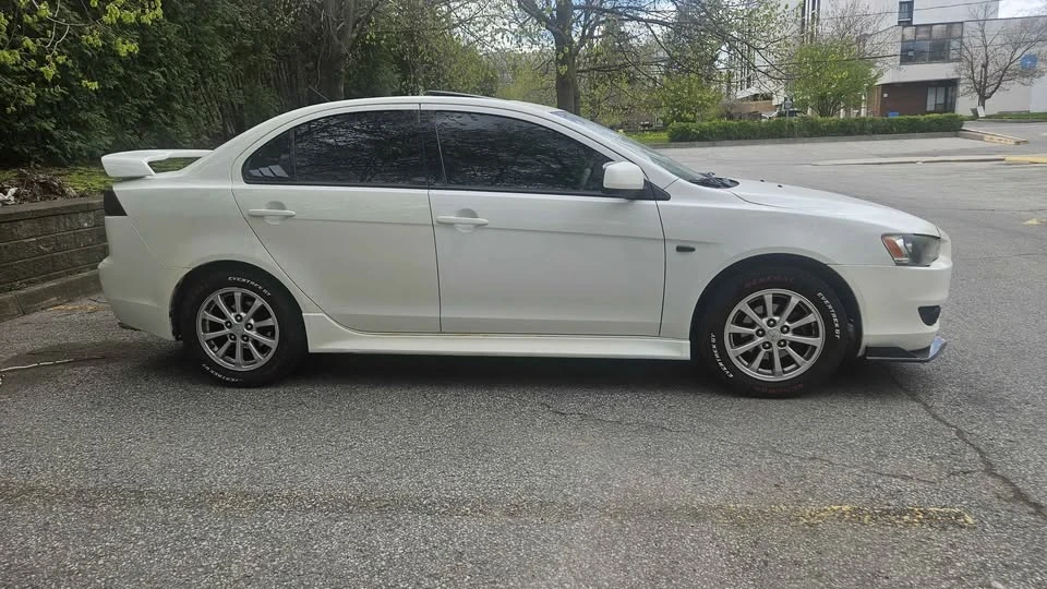 2010 Mitsubishi Lancer - Image 4 of 13