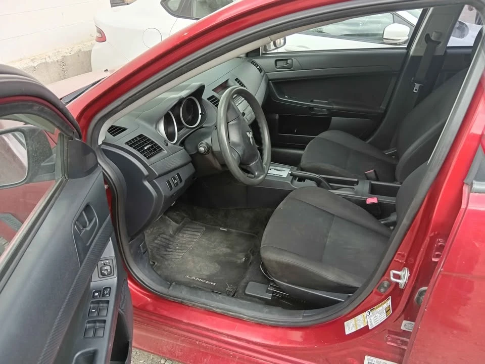 2010 Mitsubishi Lancer - Image 7 of 9