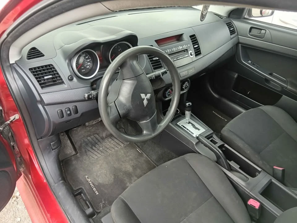 2010 Mitsubishi Lancer - Image 8 of 9