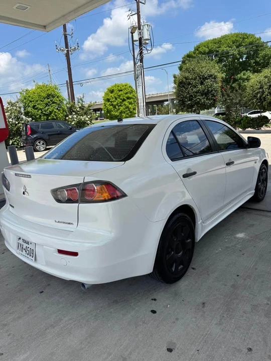 2010 Mitsubishi Lancer 9th Gen - Image 7 of 13