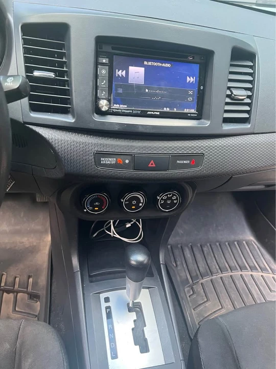 2010 Mitsubishi Lancer 9th Gen - Image 9 of 11