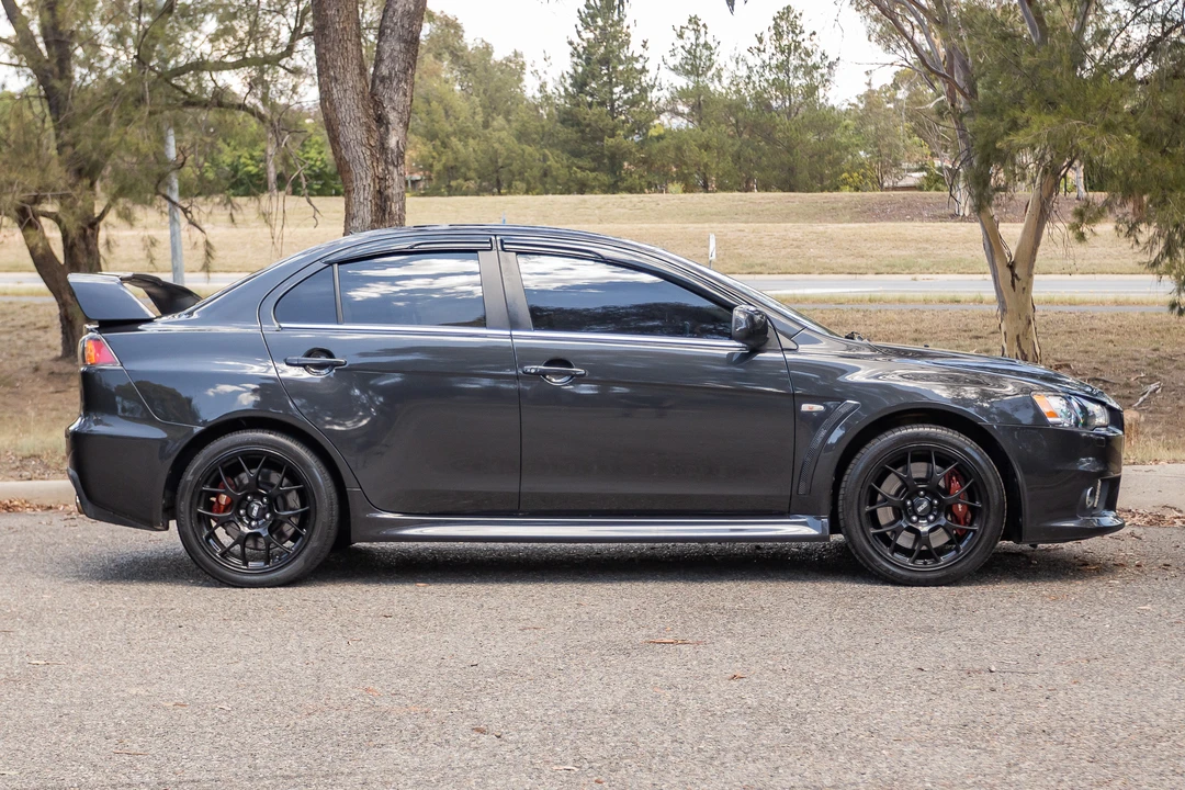 2010 Mitsubishi Lancer Evolution X 9th Gen - Image 4 of 31