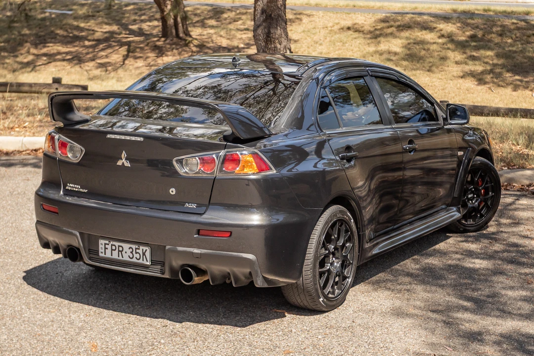 2010 Mitsubishi Lancer Evolution X 9th Gen - Image 13 of 31