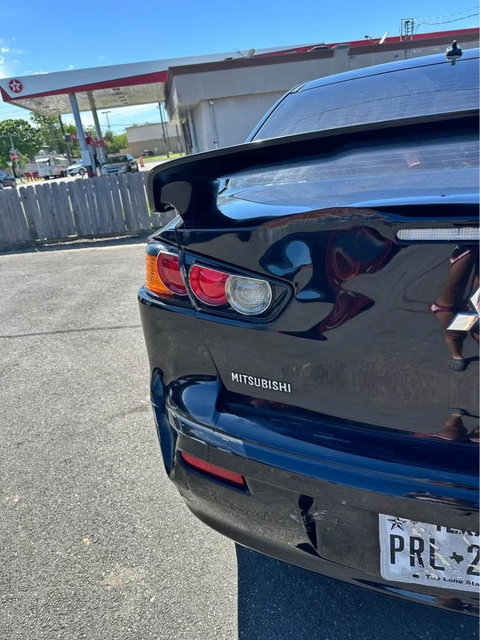 2010 Mitsubishi Lancer Evolution X 9th Gen - Image 7 of 11