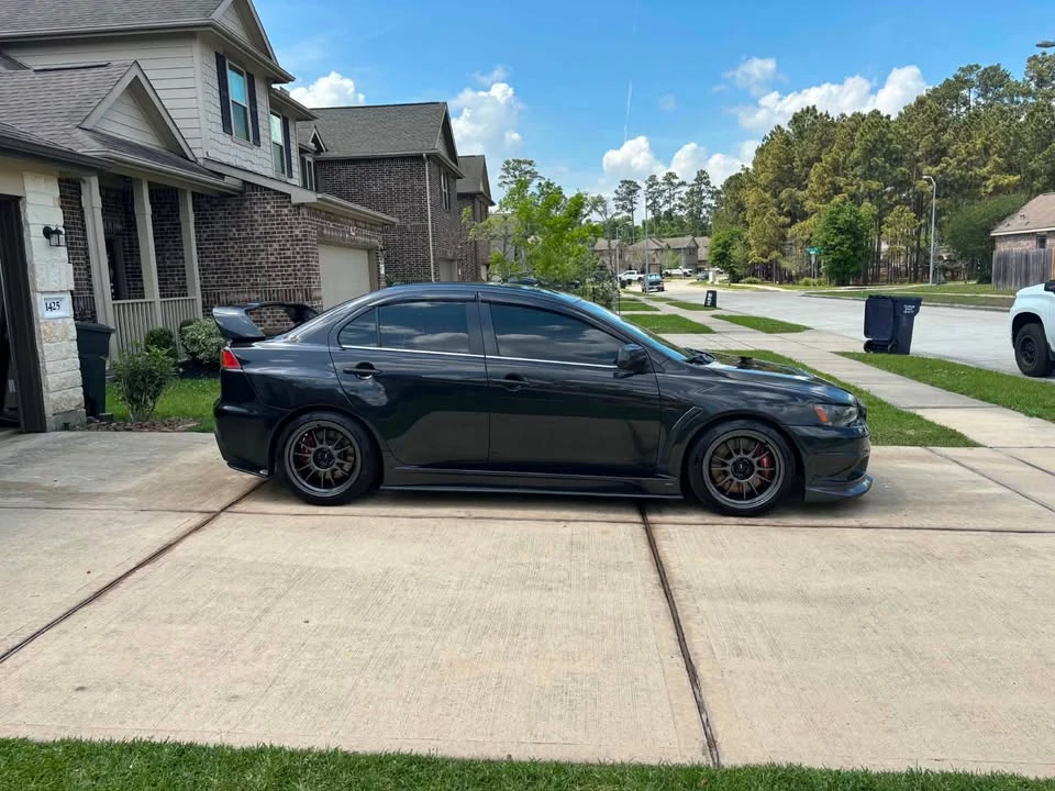 2010 Mitsubishi Lancer Evolution X 9th Gen - Image 2 of 8