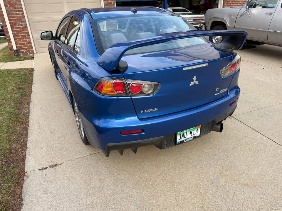 2010 Mitsubishi Lancer Evolution X 9th Gen - Image 11 of 19