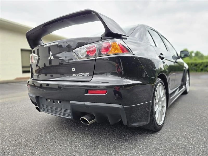 2010 Mitsubishi Lancer Evolution X 9th Gen - Image 12 of 31