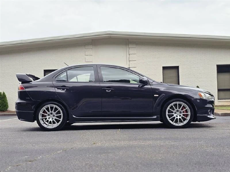 2010 Mitsubishi Lancer Evolution X 9th Gen - Image 13 of 31