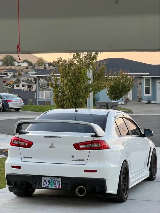 2010 Mitsubishi Lancer Evolution X 9th Gen - Image 6 of 17